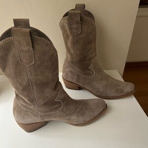Alberto Fermani Taupe Suede Heeled Boots